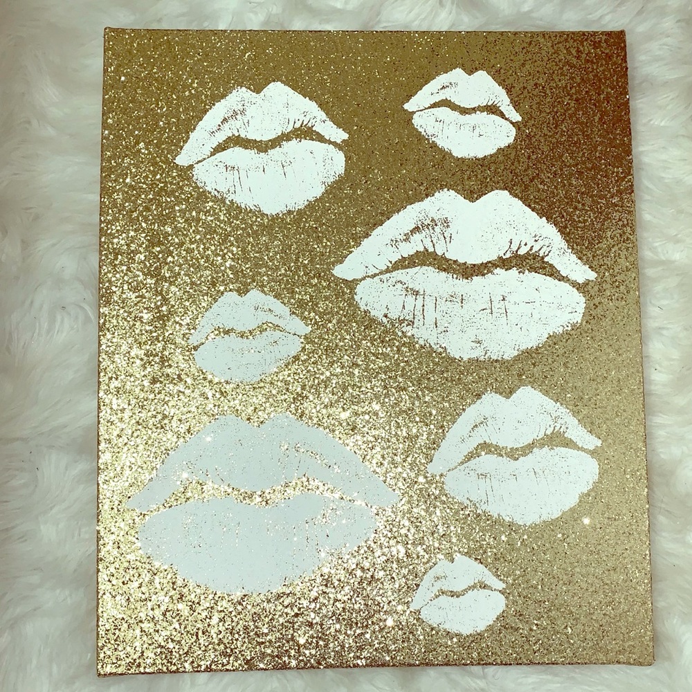 Gold kisses